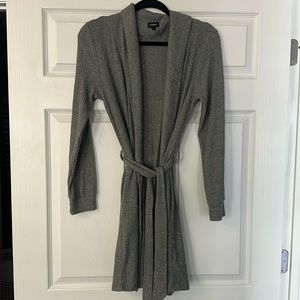 Cosabella small grey ribbed robe
